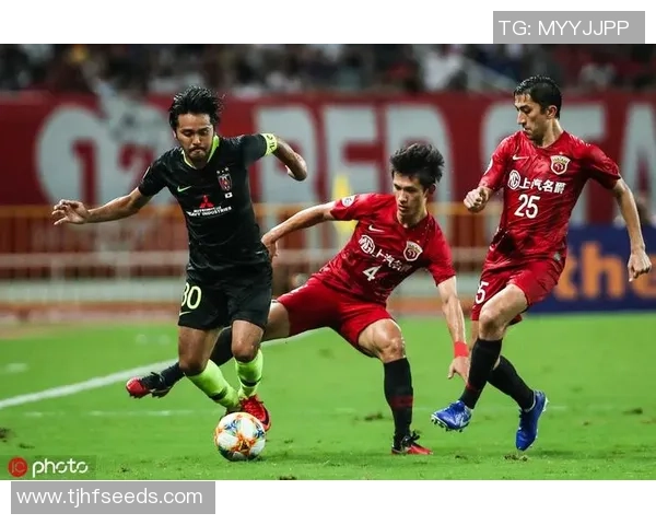 友谊赛平局本菲卡与利物浦激战成和赛后点评引发球迷热议