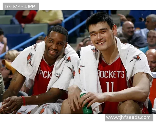 范甘迪盛赞姚明篮球才华与领导力展现中国球员风采 范甘迪盛赞姚明篮球才华与领导力展现中国球员风采