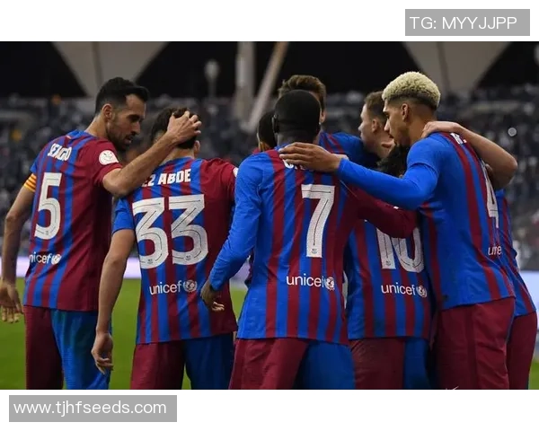 世界杯焦点战巴萨与里昂激战成和红牌争议引发全场热议分析