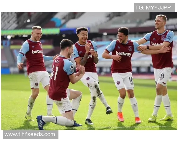 本菲卡大胜热刺6-2晋级国王杯赛场瞬间引发热烈反响 本菲卡大胜热刺6-2晋级国王杯赛场瞬间引发热烈反响