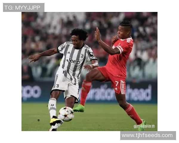 友谊赛精彩回顾尤文图斯与本菲卡战成平局引发全场热烈反响