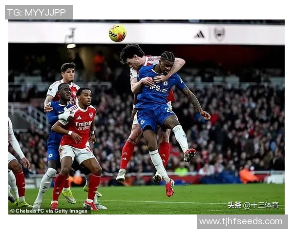 英超激战：尤文图斯逆转阿森纳5-1绝杀引发争议判罚全场沸腾